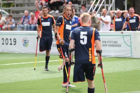 Fußballiade Landshut: drei amputierte Fußballer