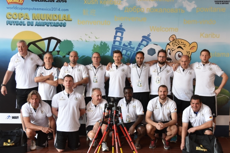 Gruppenbild der Amputierten Fußballer bei WM 2014 in Mexico